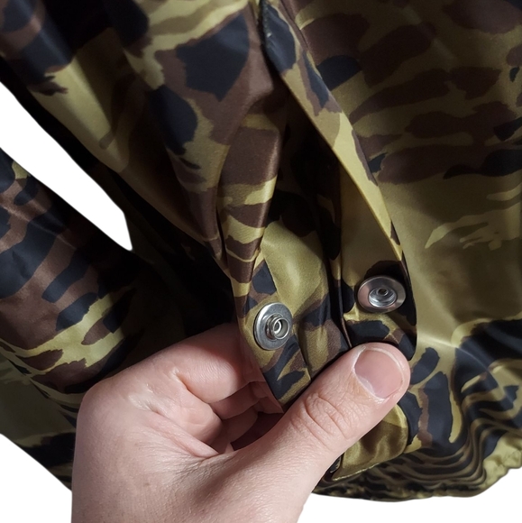 Givenchy | NWT Camo Cheetah Jacket | Khaki | Full Zip | Windbreaker | Rare - Picture 13 of 16